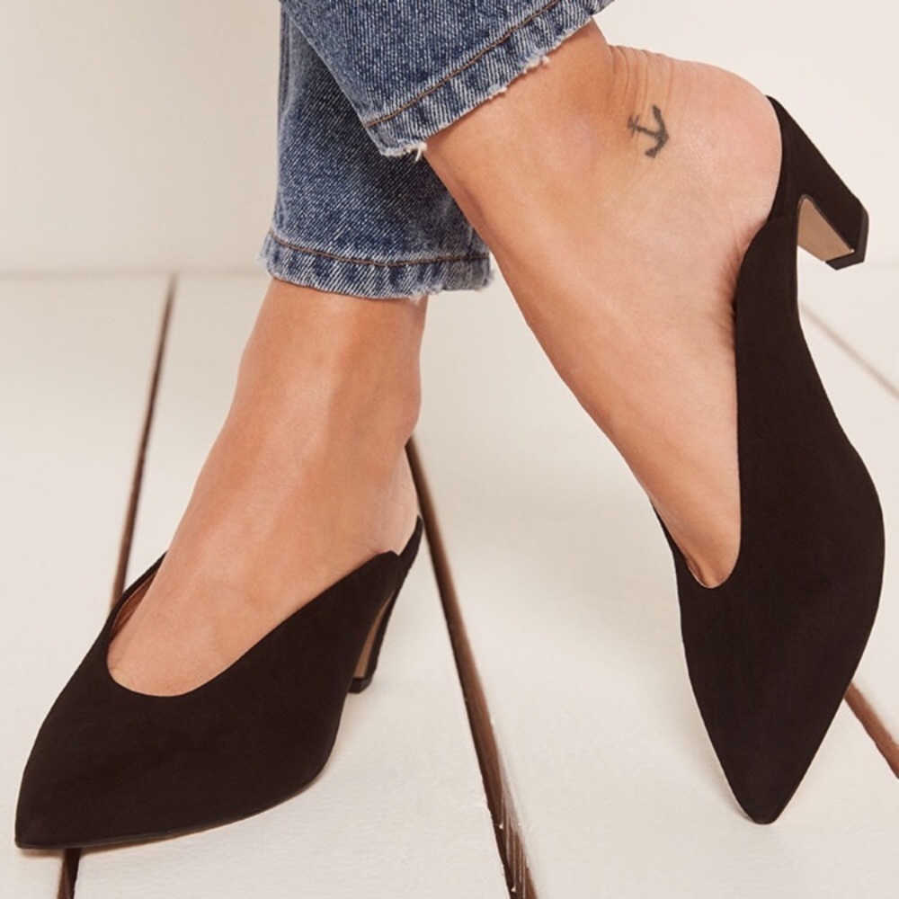 🔥 New gorgeous Reformation heels 🔥